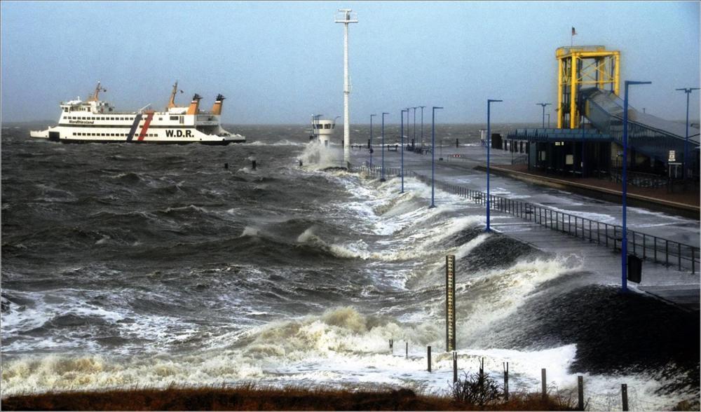 Strandhotel Dagebuell Direkt An Der Nordsee ภายนอก รูปภาพ
