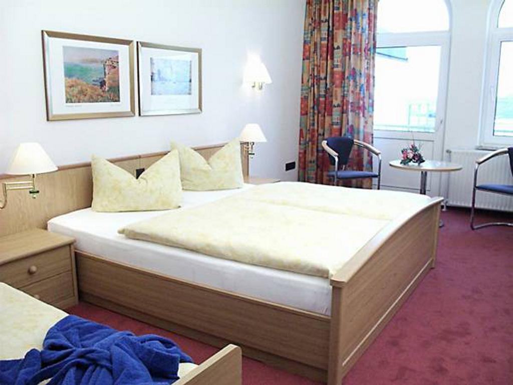Strandhotel Dagebuell Direkt An Der Nordsee ภายนอก รูปภาพ